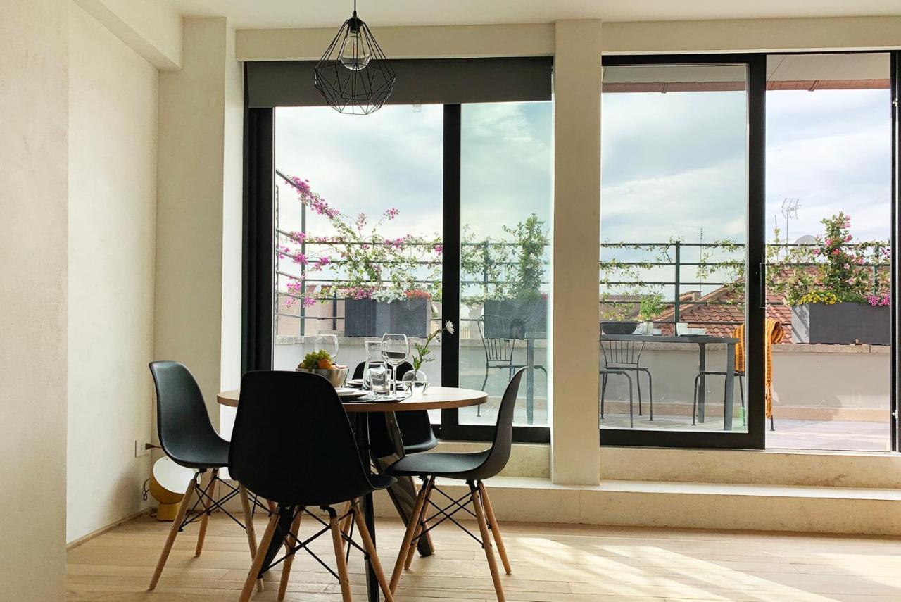Una Favolosa Terrazza Nel Centro Di Roma Bagian luar foto